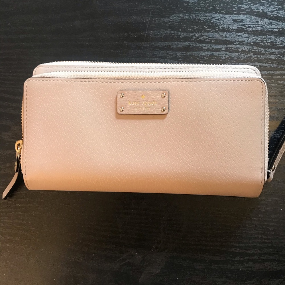 Kate Spade Wristlet